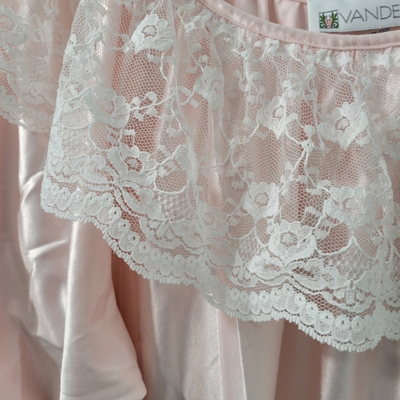 Vintage vandemere Women's  Pink Lace Nightgown One Size - Picture 11 of 16